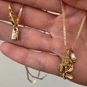 New Vanessa Mooney pearl rose charm necklace dainty charm necklace gold rose